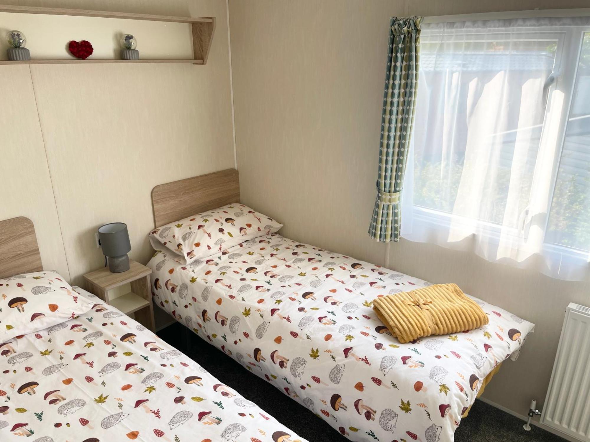 No 61 Brynteg Country & Leisure Retreat Villa Cwm-y-glo Екстериор снимка